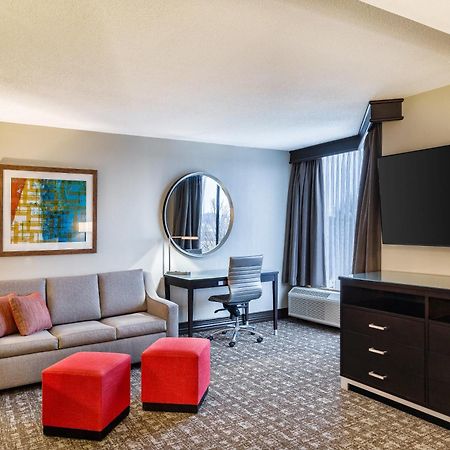 Doubletree By Hilton Джонсън Сити Екстериор снимка